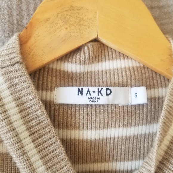 Striped cream and tan sweater - Picture 4 of 7